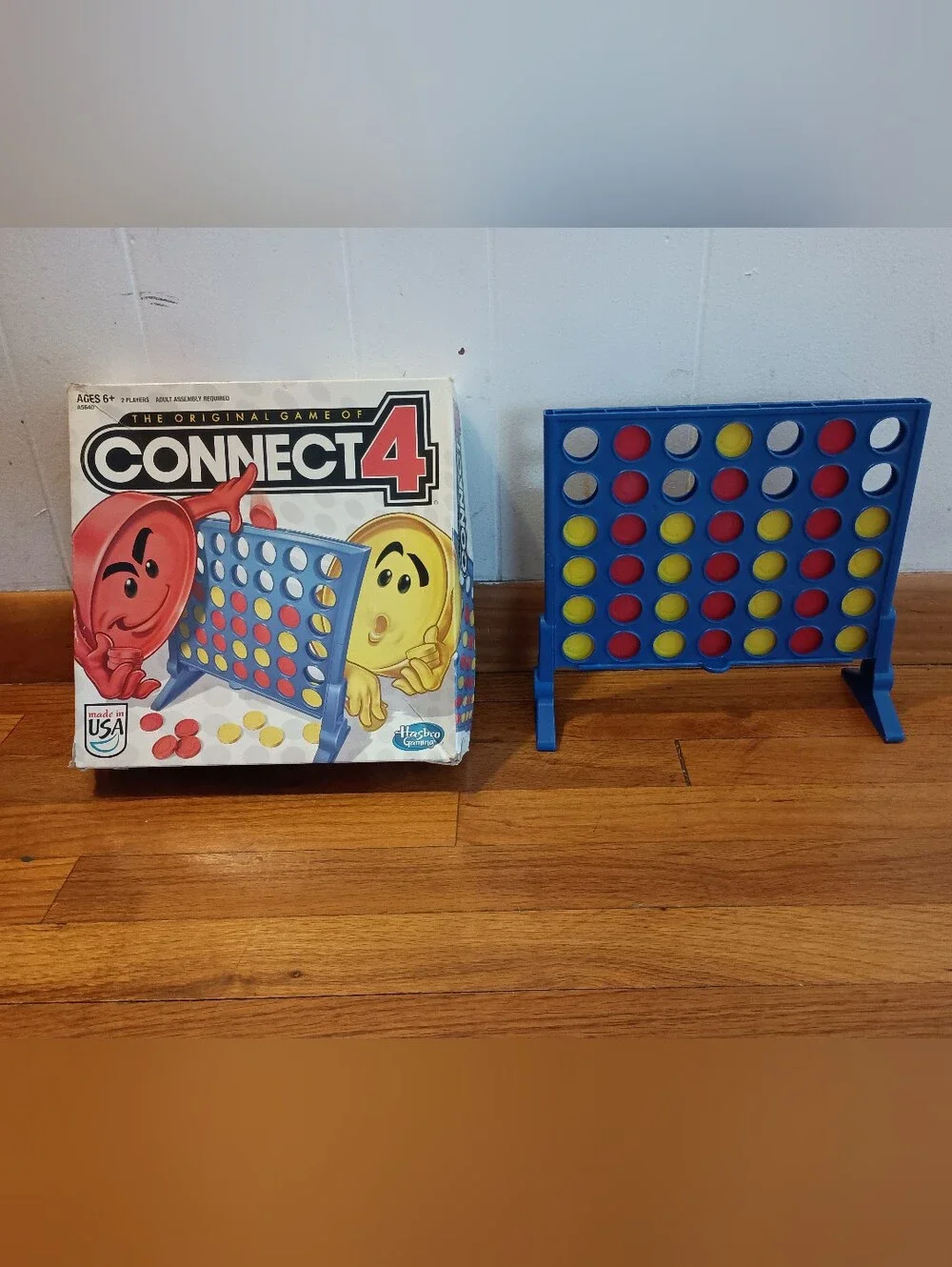 3/$10 🌟 Connect 4 Classic Board Game - Red & Yellow